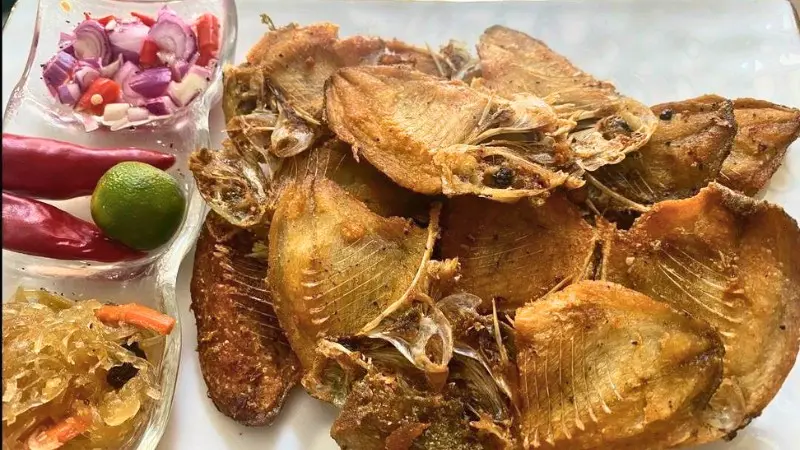 Danggit Lamayo, crispy fried dried fish, popular in Cebu.