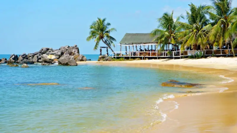 Long Beach on Phu Quoc Island is known for its expansive white sands and tranquil waters.
