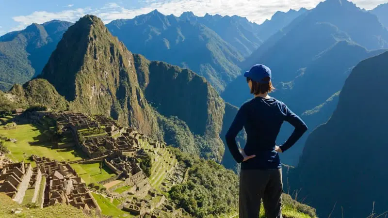 A guide to fascinating Machu Picchu facts with an overview of the site.