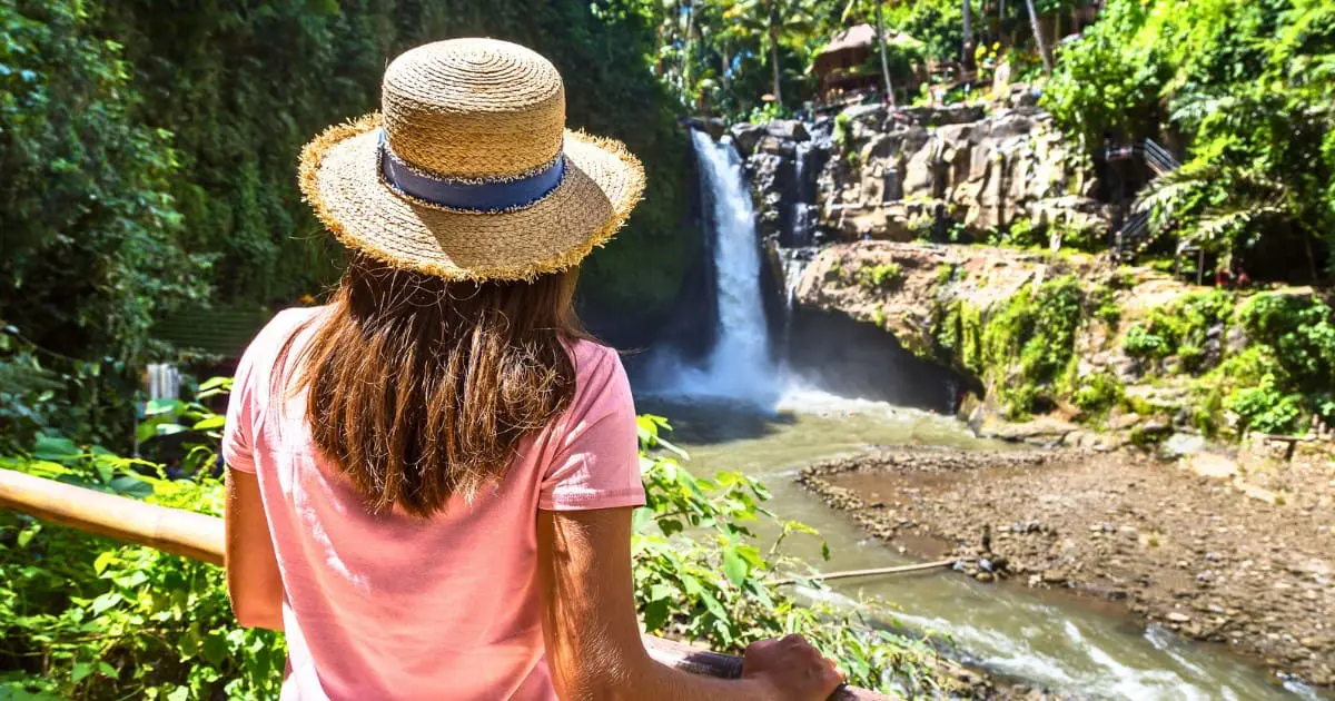 Best time to visit Tegenungan Waterfall Bali is the dry season.