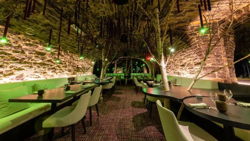 Best Restaurants in Quebec City - Cellar dining at Restaurant Tanière³.