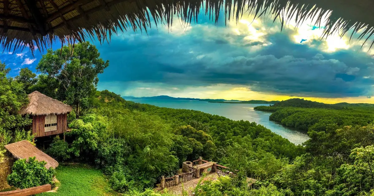 Coron Palawan resorts offer a mix of luxury, nature, and adventure for all visitors.