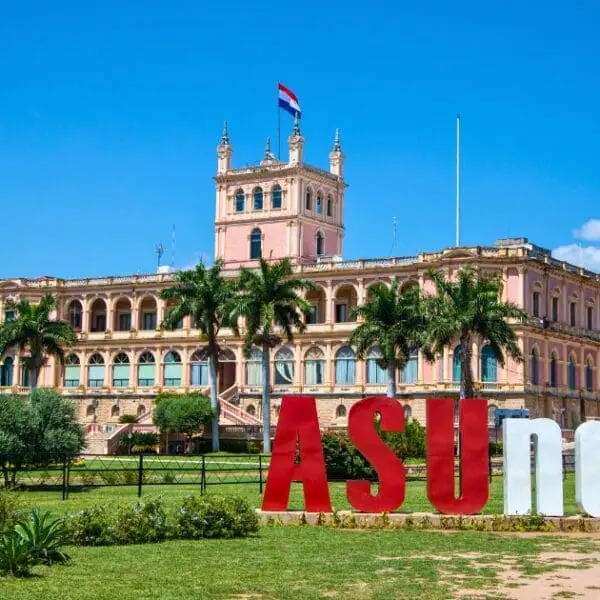 Palacio de los López sign in Asuncion, perfect for a city photo-op.