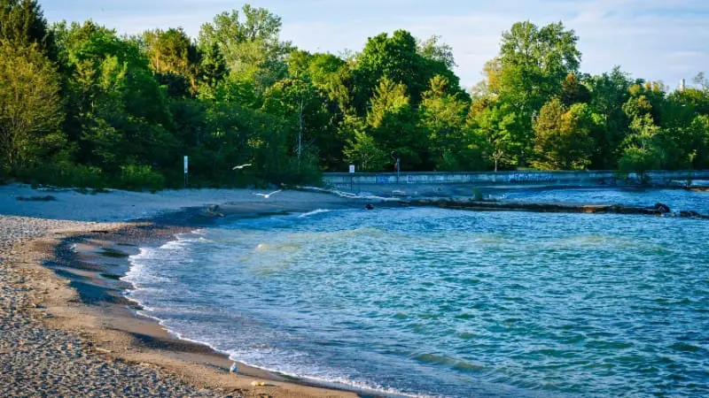 Centre Island Beach gives a kid-friendly waterfront experience in Toronto.