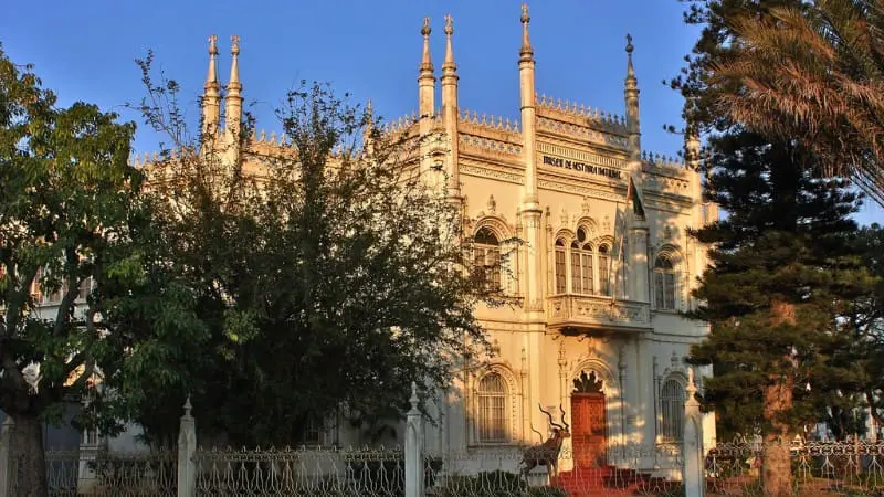 The ornate Maputo City Hall is a beautiful colonial-era building.