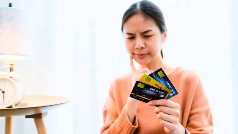 Choose the right combination of cards to boost your reward points earnings