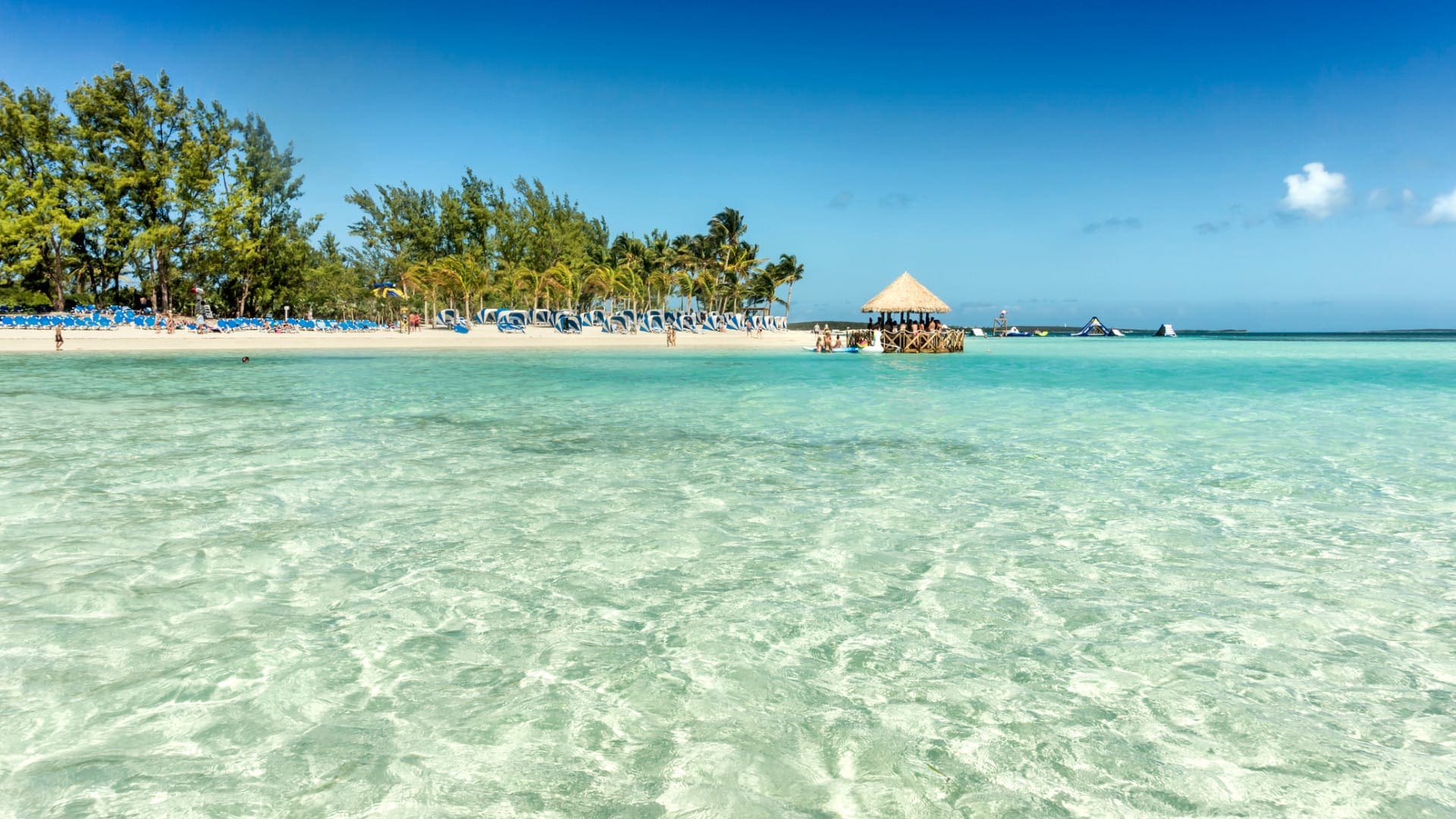 Image of beach in Bermuda