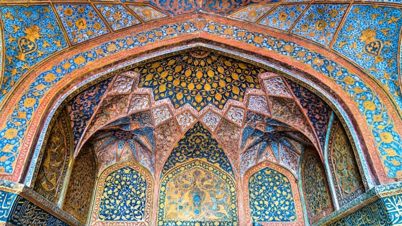 A stunning view of the intricate designs inside Akbar's Tomb, showcasing Mughal architecture at its finest.